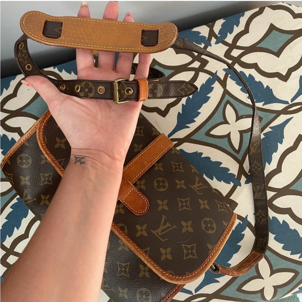 Authentic vintage Louis Vuitton purse